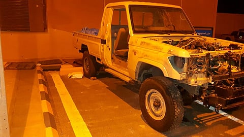 شاهد.. الإطاحة بـ5 جناة سرقوا مركبة تحت تهديد السلاح بصامطة