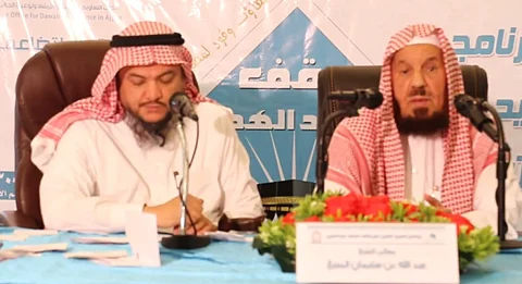 المنيع يعارض فتوى جواز تناول البخاخ لمرضى الربو الصائمين