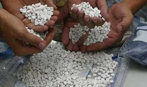 "الداخلية" تكشف تفاصيل إحباط تهريب 2.4 مليون قرص أمفيتامين