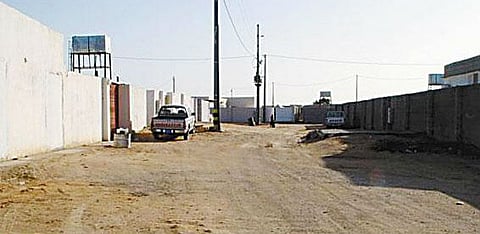 أهالي هجرة حرض يشكون سوء الخدمة الكهربائية بالأحساء