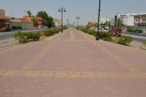 مكفوفو جدة عن ممشاهم: نحن بحاجة إلى المساندة وليس زيادة إعاقتنا