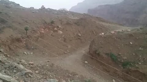 ردًا على "الكهرباء".. أهالي الريث: طريق الأسلاك يمر فيه رعاة الغنم