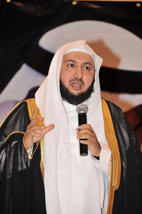" الزهراني": الإسلام حرّم الجنة على من عقّ والديه فكيف بمن قتلهما؟