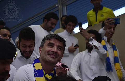 زفّته الجماهير فجراً.. وصول مدرب "النصر" زوران ماميتش للرياض