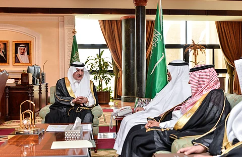 أمير تبوك يطلع على تقرير الكهرباء ويوجه بتقديم أفضل الخدمات للمواطنين