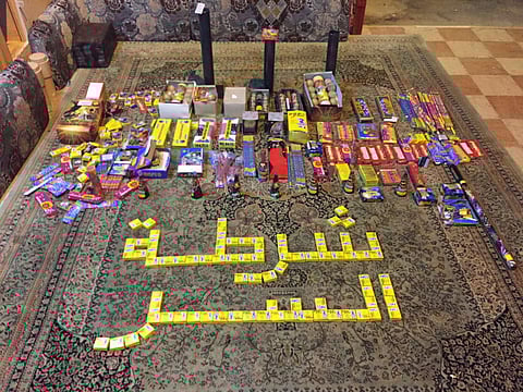 مخفر السر يُباغت باعة المفرقعات النارية ويضبط كميات منها جنوب الطائف