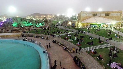 الطائف.. احتفالات العيد بمنتزه الردف وحديقة الفيصلية بالحوية