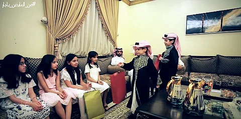 فيديو: "من العايدين يا جار".. رسالة تذكيرية للآباء والأبناء قدوتها النبي