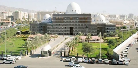 مواطنون يتذمرون: "أمانة المدينة" منعتنا من دخول حديقة الملك فهد