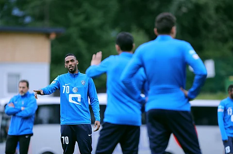 الهلال يعاقب جحفلي.. ويخوض ٥ وديات قبل "السوبر"