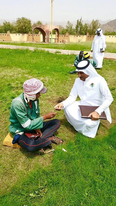 "عمل حبونا" يضبط 15 مخالفة عمل تحت أشعة الشمس