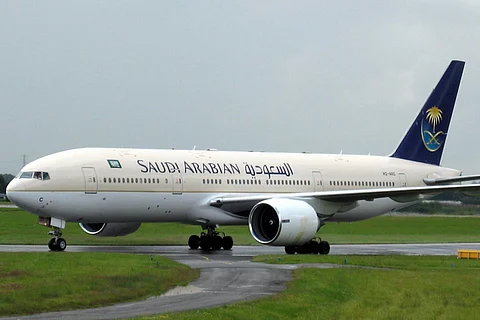 "السعودية" تكشف ملابسات تحويل الرحلات من مطار مانيلا إلى "كلارك"