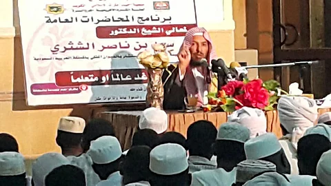 "الشثري" يشارك في أنشطة دعوية خلال زيارته للسودان