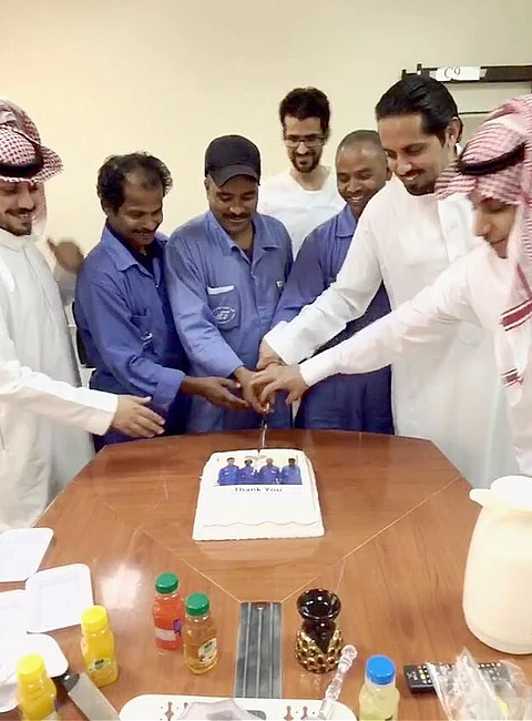 "صحي البصيرة "يقيم حفلاً تكريميًا لعمال النظافة