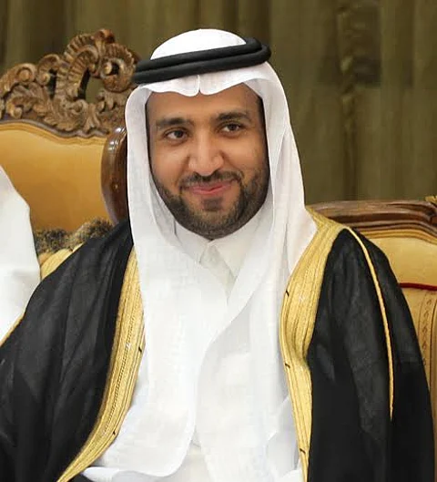 "الثنيان" إلى المرتبة الثانية عشرة بالخدمة المدنية