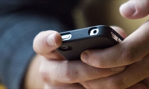 تسجيل لناشطة يدفع للمطالبة بمحاسبتها .. و"اليوسف" ترد: مفبرك وتقدّمت بشكوى