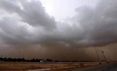 "صحة" جدة: رفعنا حالة التأهب لمواجهة الغبار .. وهذه هي نصائحنا