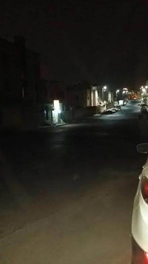 الظلام يخيم على "أجواد جدة" منذ أسبوعين .. وبلاغات الأعطال لم تجدِ