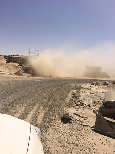 "لجنة مشتركة" بحائل توقف 7 كسّارات خالفت المعايير البيئية بـ"فتق"