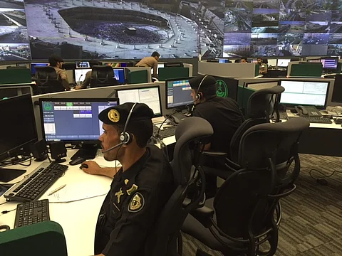الجهات الأمنية بجدة تنظم لعمليات 911.. و"الصالح": 999 ستتلاشى تدريجياً