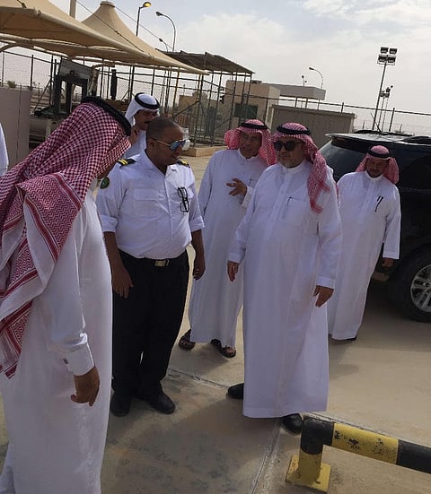 للوقوف على استعدادات خدمة ضيوف الرحمن.. المقحم يتفقد جمرك جديدة عرعر