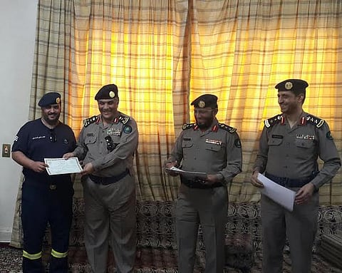 "مدني المدينة" يكرم عدداً من أفراد "العريض" لاستبسالهم في أداء واجبهم