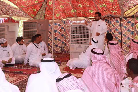 مؤسسة حجاج أفريقيا توفر 10 آلاف وحدة تكييف مطورة بمخيماتها