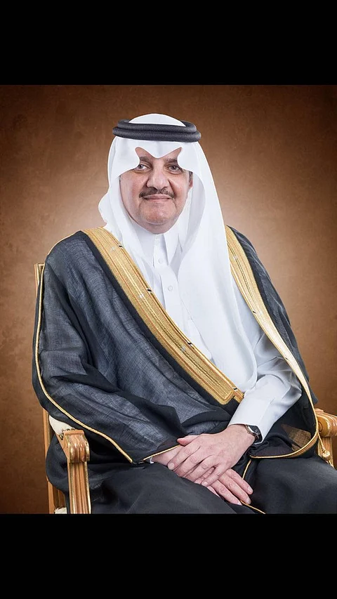 أمير الشرقية يعزّي أسرة "البوعلي" في فقيدتهم
