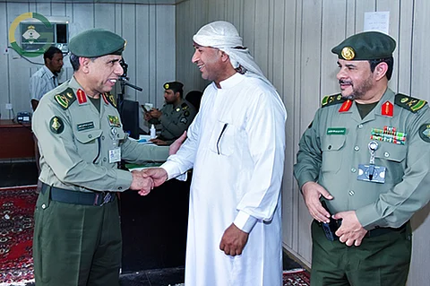 اليحيى يقف على وصول طلائع الحجاج اليمنيين في الوديعة