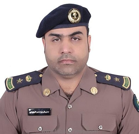 "مدني القريات" يخرج شخصاً احتجز تحت صخرة قرب قرية