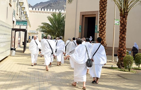 إعلاميون إيرانيون قدموا للحج: طهران تتدخل في شؤون الآخرين وتصدّر الإرهاب