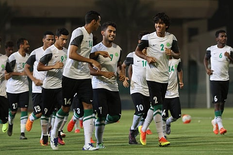 منتخب الشباب يستأنف تدريباته .. و"الشهري" يضم ٤ لاعبين