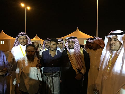 محافظ رنية والمجلس البلدي و"نبادر" التطوعي يستقبلون حجاج اليمن