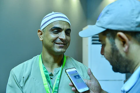 حاج فلسطيني منعته "إسرائيل" من رؤية والدته فجاء مكة لملاقاتها