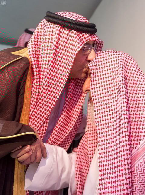 ولي العهد يزور سماحة مفتي عام المملكة والشيخ صالح الفوزان