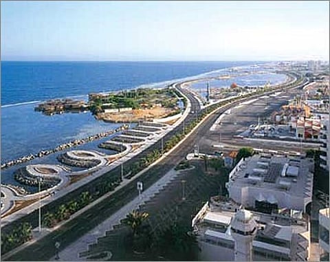 بحث جدة يطيح بـ5 لصوص سرقوا 3 خزائن من شركات تجارية