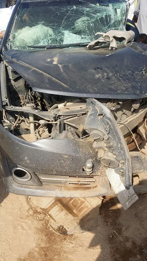 شاهد.. تصادم مروع لـ 3 مركبات يُصيب 6 بينهم طفل ونساء بطريق "حضن الطائف"