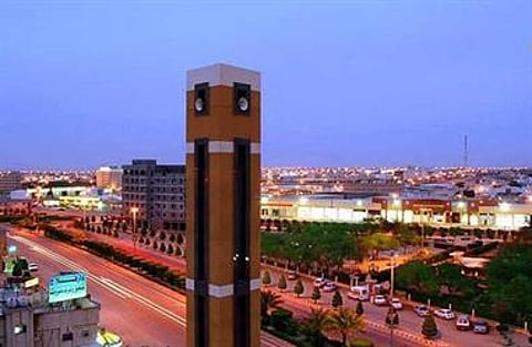 حفر الباطن.. الأم تلحق بابنتها بنيران ابنها بعد نقلها للمستشفى