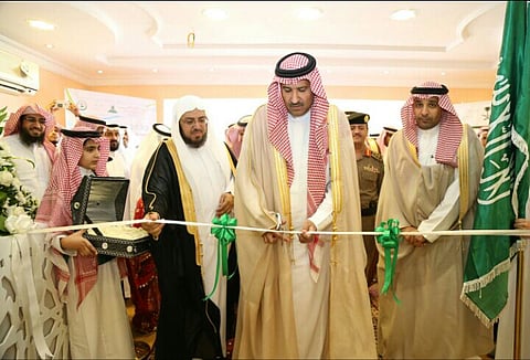 فيصل بن سلمان يفتتح معرض "وطن يسكن القلوب"