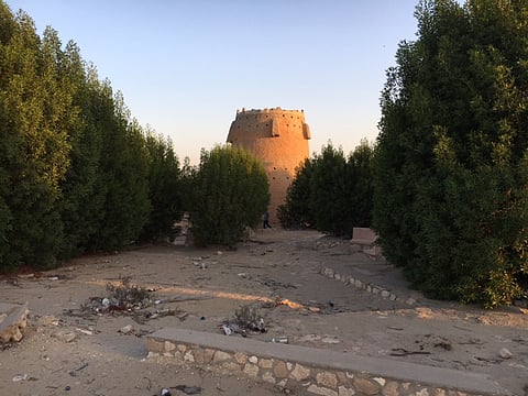 بالصور.. برج الطوية بالجبيل شاهد على بطولات رجال الملك المؤسس