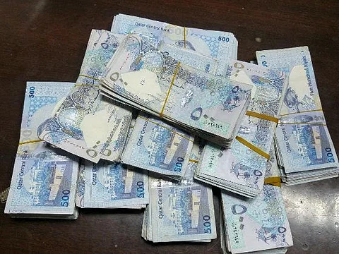 إحباط تهريب 493 ألف ريال قطري إلى داخل المملكة بجمرك سلوى