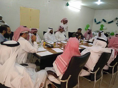 "أصدقاء الصحة" تعقد اجتماعها الدوري بـ"صحي النقيع"