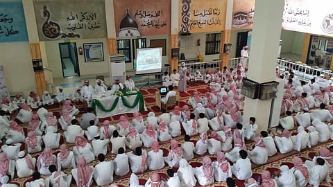 مكة.. "ثانوية العز بن عبدالسلام" بالشرائع تحتفل باليوم الوطني 86