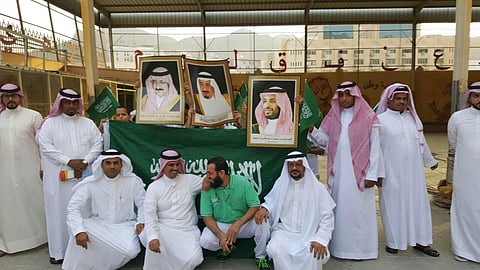 مكة.. ابتدائية الحرمين تحتفي بالعيد الوطني بمسيرة طلابية بالأعلام