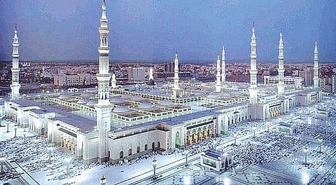 وصول 19503 حجاج إلى المدينة المنورة أمس