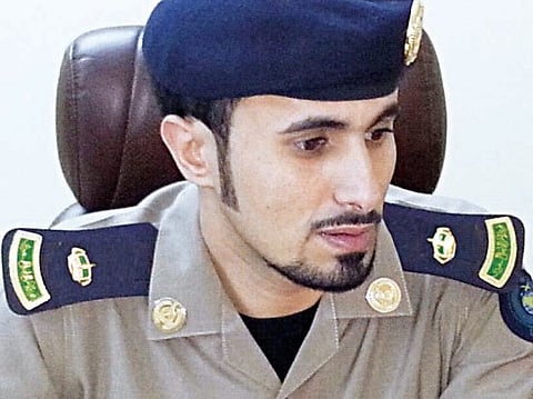 مقذوفات حوثية تصيب صبياً يمنياً بـ "صامطة جازان"