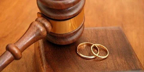 بعد حكم قاضي العيينة بفسخ النكاح.. الزوجة أم نوف لـ "سبق": متمسكة بزوجي وأناشد بالنظر في الدعوى
