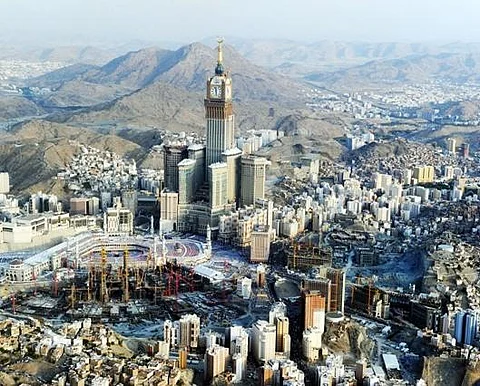مكة تشهد تشييع الأب والابنة ضحيتي معلم التربية المعتل.. اليوم