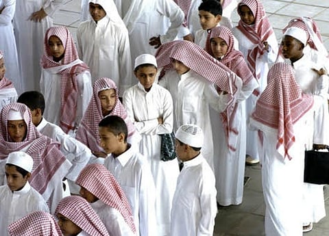 مراقبة الفصول بـ"الكاميرات" ... حفظ الحقوق ومنع "الافتراء" أم اختراق للخصوصية؟