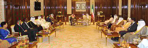رئيس مجلس الوزراء الكويتي يستقبل رئيس وأعضاء اتحاد وكالات الأنباء العربية